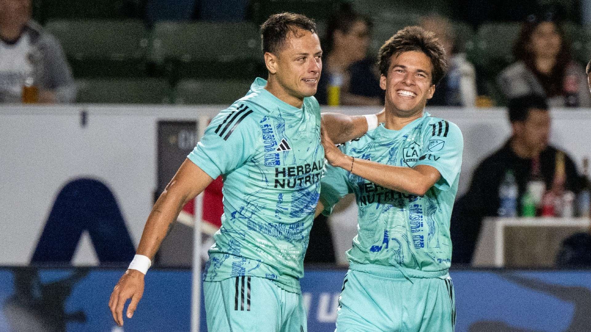 象征着一个 象征着一个